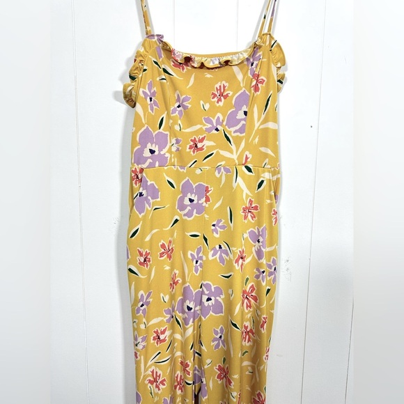 BCBGeneration Floral Colorful Jumpsuit with Square Neck and Ruffle Trim XXS - Picture 6 of 14